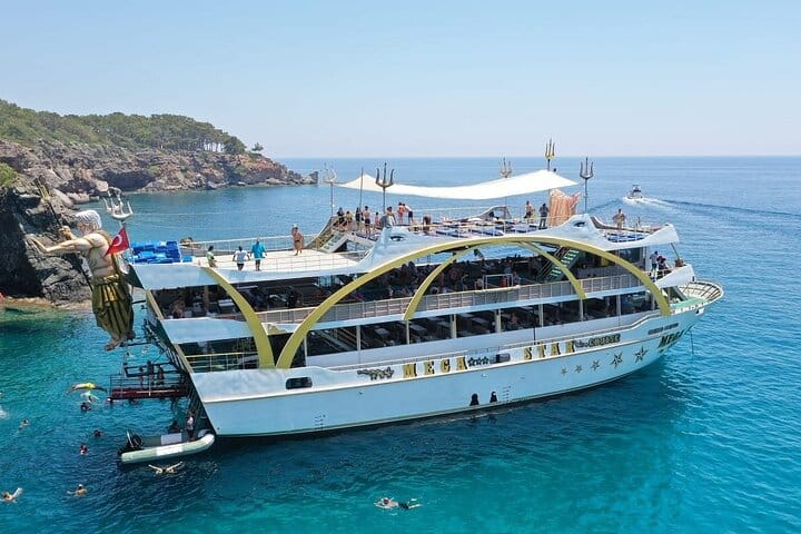 Mega Star Yacht Tour with Lunch, Foam Party & Transfer From Belek 5