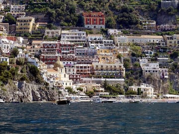 Positano Essentials: From Village Streets to Ancient Treasures