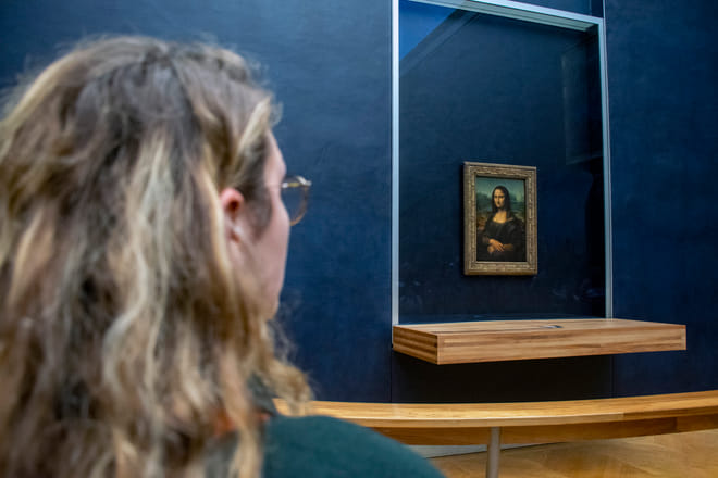 Louvre Small-Group Tour (Max 6 Guests) - Mona-Lisa & Highlights
