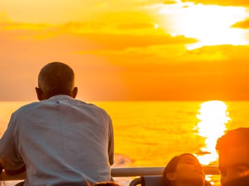 Zanzibar: Enjoy A Breathtaking Romantic Sunset Cruise