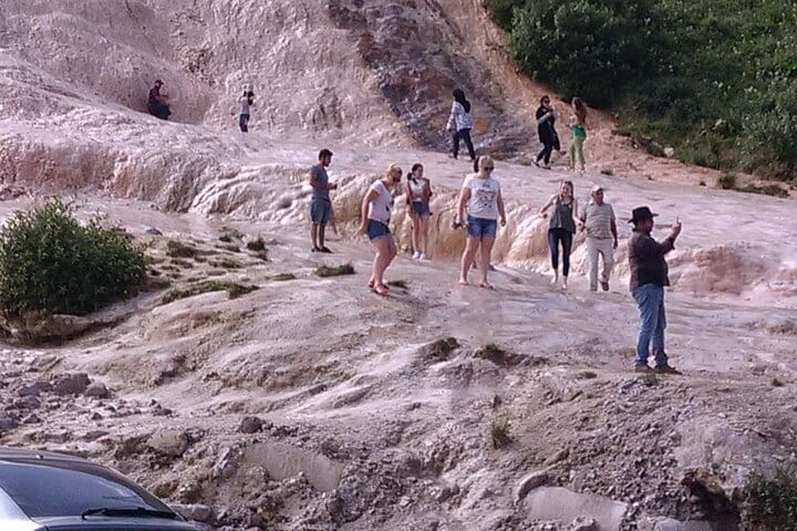 4 Full days in Georgia with private tour, free aiport