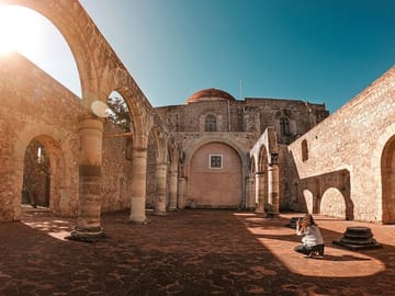 Professional Photo Shoot Experience in Oaxaca, Mexico