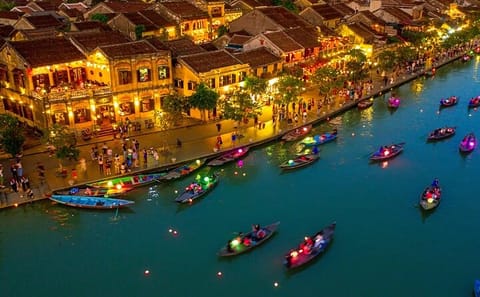 Marble Mountain and Hoi An Old Town Cultural Tour