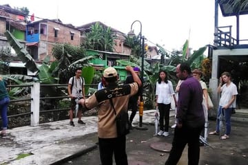 Yogyakarta City Walking Tour with Batik Workshop