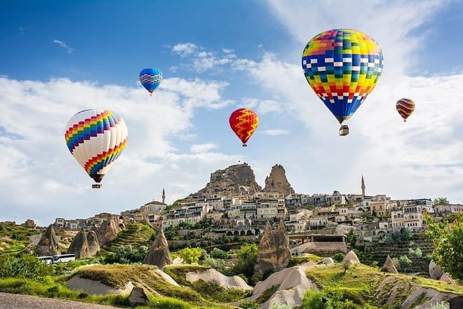 Istanbul: Express Cappadocia Tour with Domestic Flight photo 3