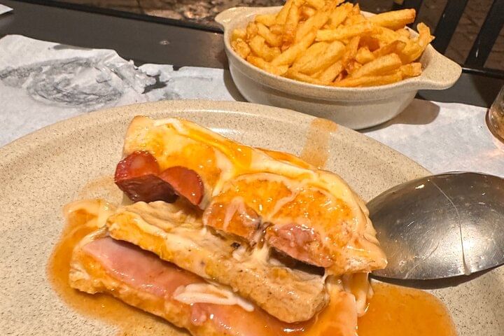 Evening Bites and Drinks Walk Eat and Sip Like a Local