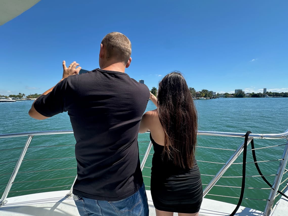 Miami Boat Tour - Biscayne Bay Millionaire & Celebrity Homes 75-Minutes 6