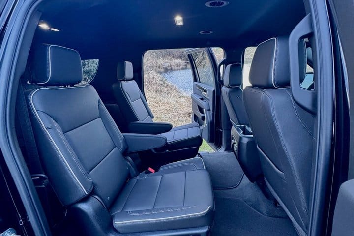 Private Transfer Vancouver or YVR to/from Whistler  3