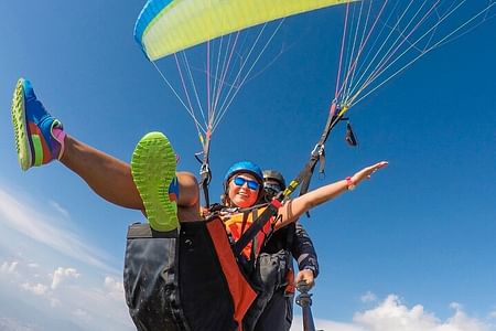 Alanya Tandem Paragliding Adventure with Hotel Transfer from Side