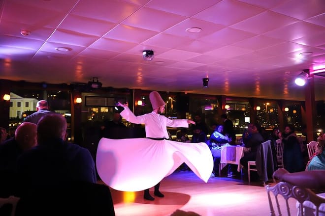 Bosphorus Dinner Cruise in Istanbul with Turkish Night Show 5