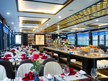 LA CASTA CRUISE - Luxury 5 Star Halong Bay 1 Day - JACUZZI POOL