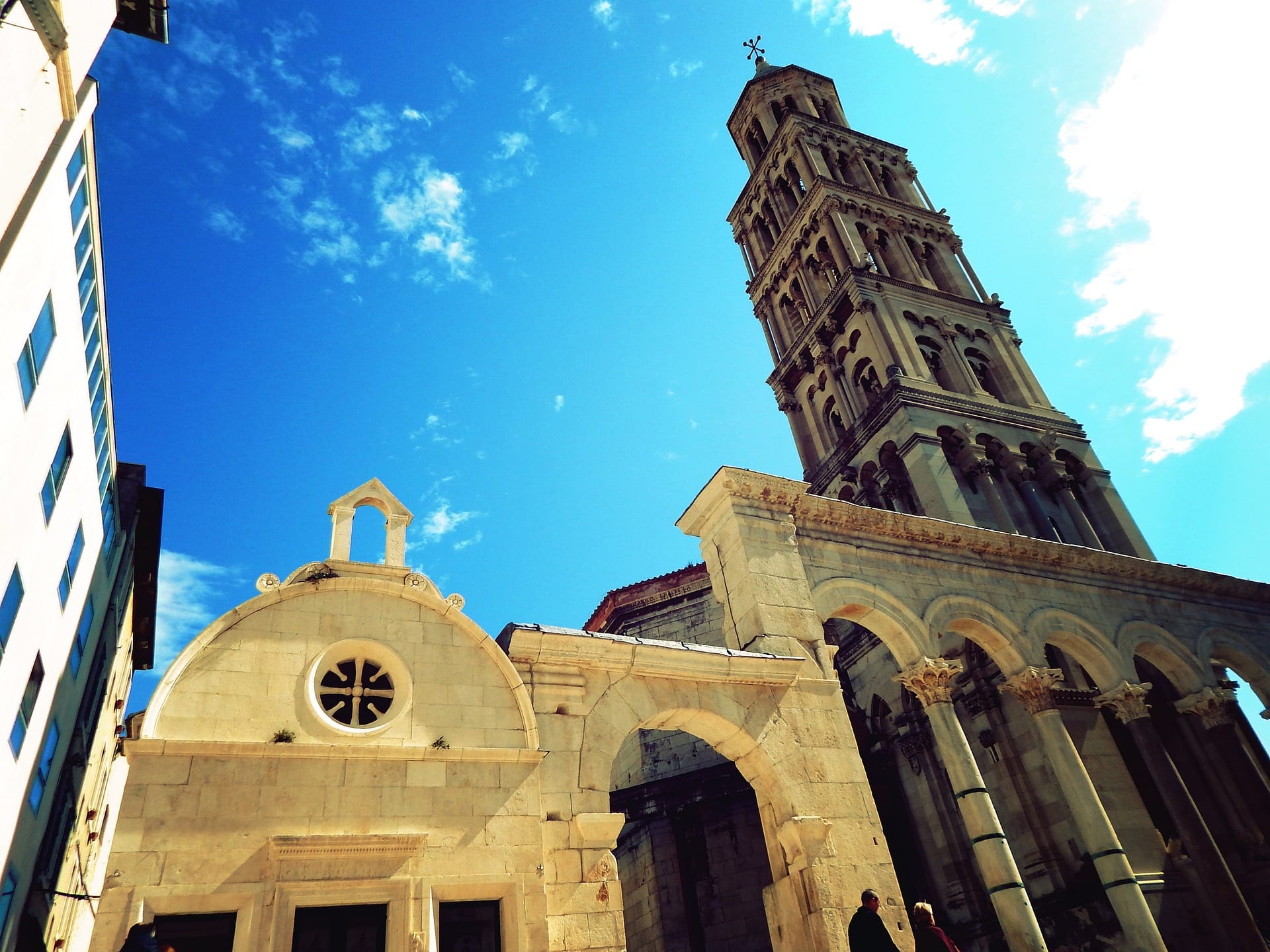 Diocletian Palace secrets: Split History Walk