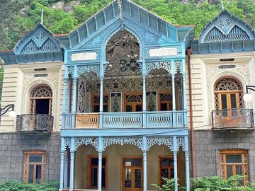 Private Day Trip to Borjomi and Rabati Castle