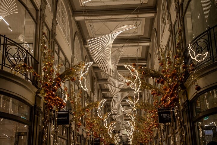 London Christmas Lights and History Walking Tour 8