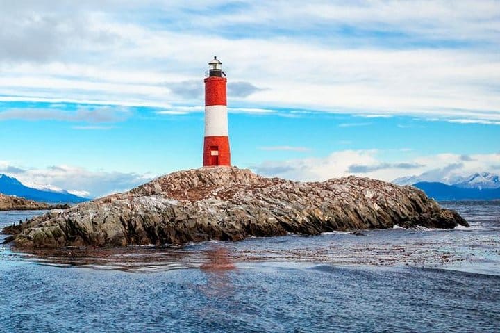 Ushuaia, Navigation Beagle Channel and Isla de Lobos - Half day 4