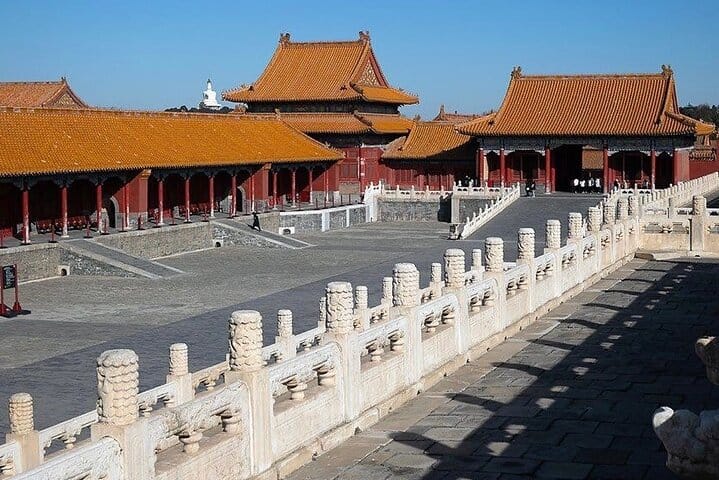 Beijing Forbidden City and Badaling Great Wall private day tour.