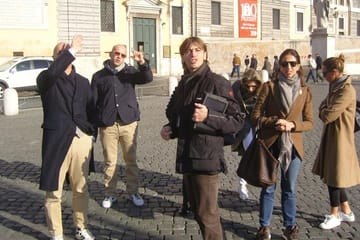 Private Walking Tour of Rome's Iconic Squares and Fountains