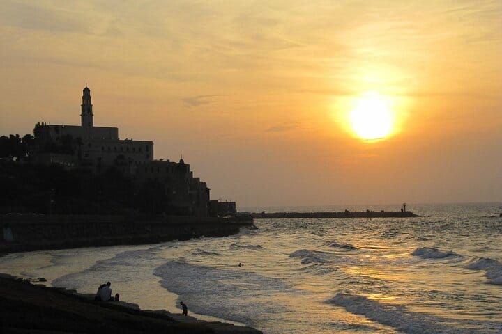 30 Minutes Sightseeing Cruise of Tel Aviv Coast Line with Music 10
