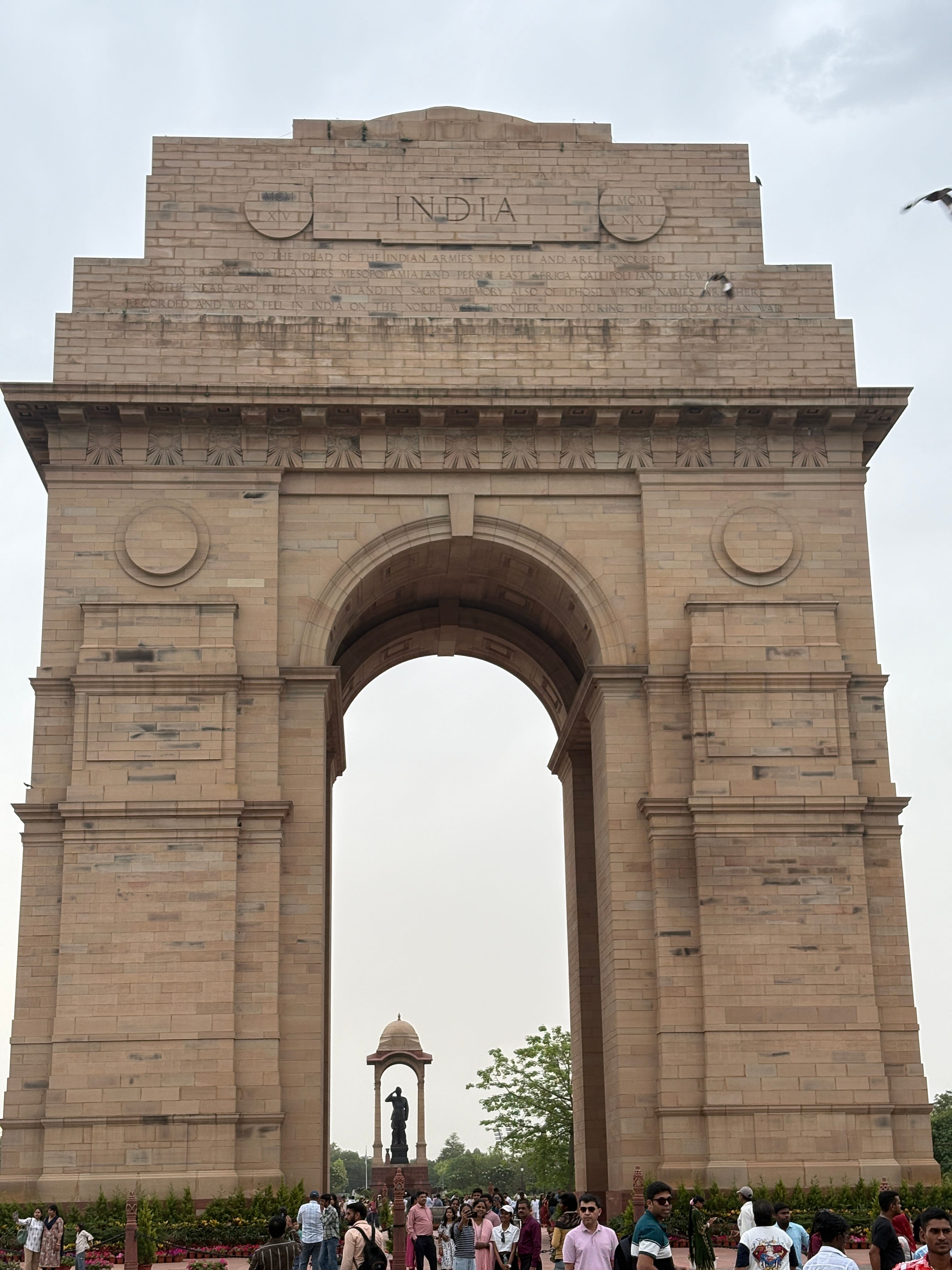 india gate delhi