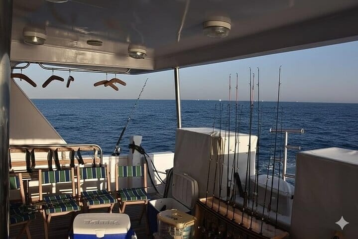 Private Boat , Fishing & Snorkeling Full Day & Lunch – Hurghada