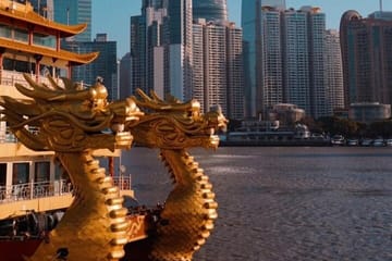 Huangpu Night Cruise: Cozy Vibe & Modern Shanghai Glow