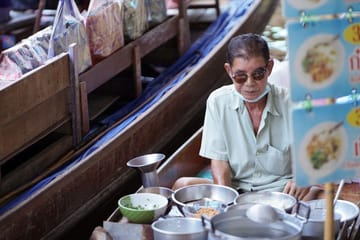 From Bangkok: Floating Market and Ayutthaya Guided Day Tour