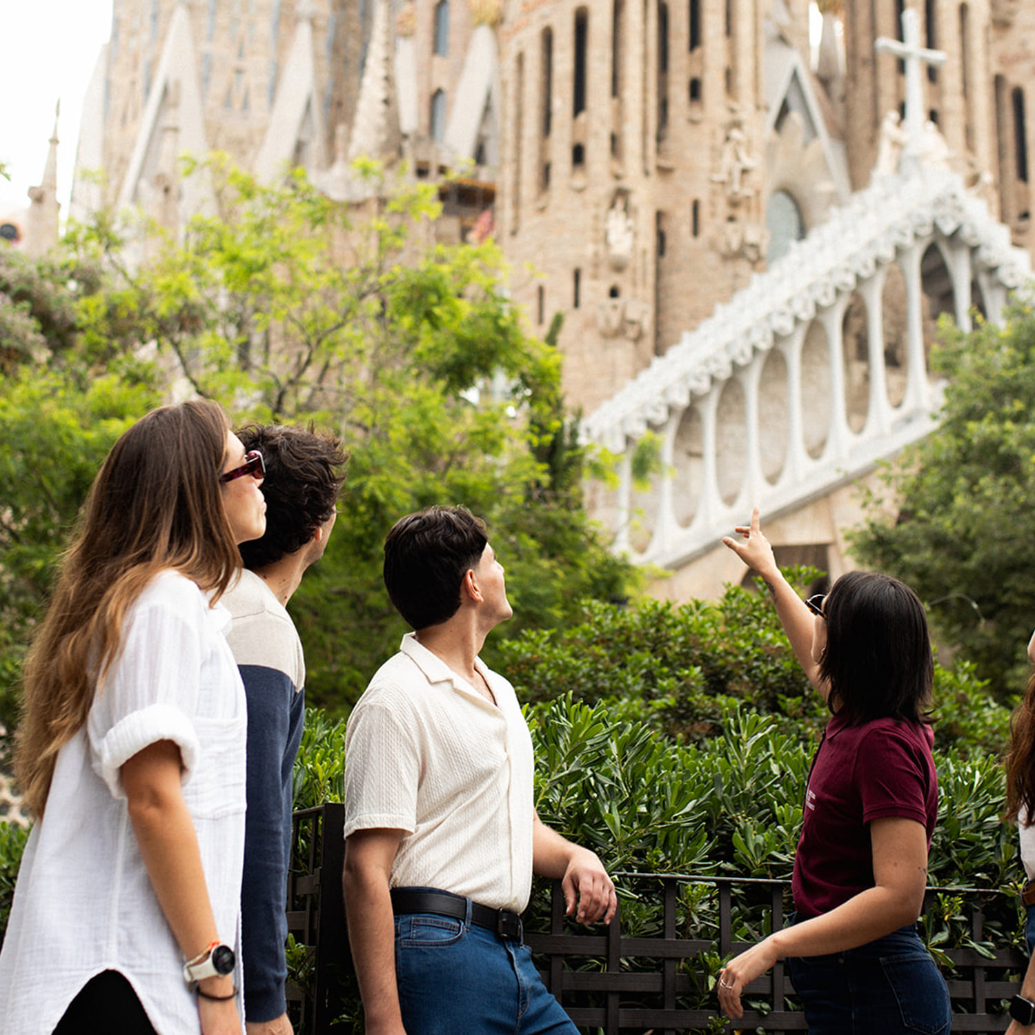 Best of Barcelona: Sagrada Familia, Park Guell, Montjuic & Gothic
