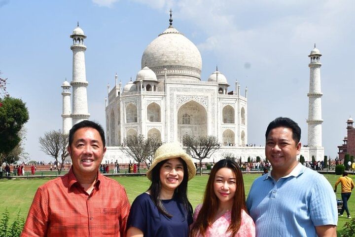 From Delhi: 2 Days Taj Mahal and Agra Overnight Tour