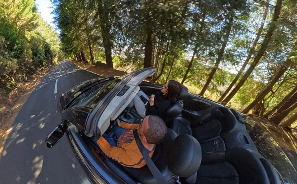 Scenic Cabriolet Tour of Madeira: Camara De Lobos & More