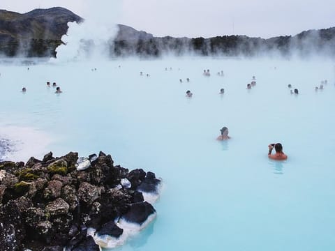 Private transfer Blue Lagoon relaxation round trip (entrance fee not included), photo 5