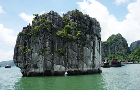 Half-Day Luxury Cruise in Ha Long Bay, Vietnam