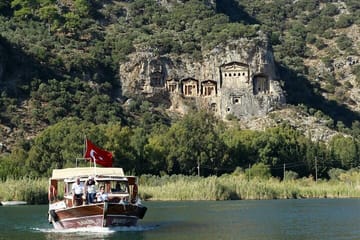Turtle Beach Boat Tour & Mud Bath & Thermal Pool in Marmaris