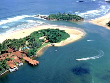 Full Day Beach and Culture Tour in Bentota and Beruwala