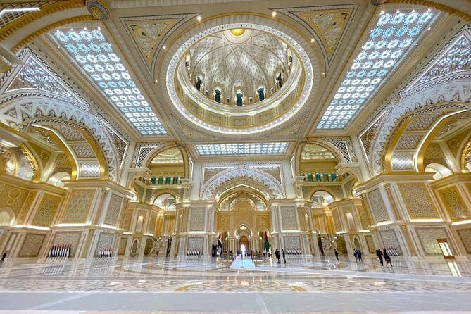 Abu Dhabi : Qasr Al Watan, A Royal Journey into Emirati Splendor