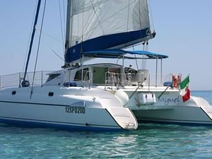 From Cannigione: catamaran tour among the islands of the La Maddalena Archipelago