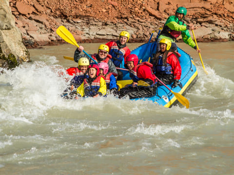 Family Rafting (West), photo 2
