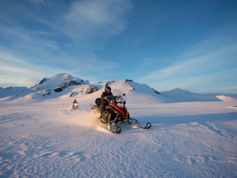  Hot Spring and Cool Glacier - Snowmobile and Secret Lagoon