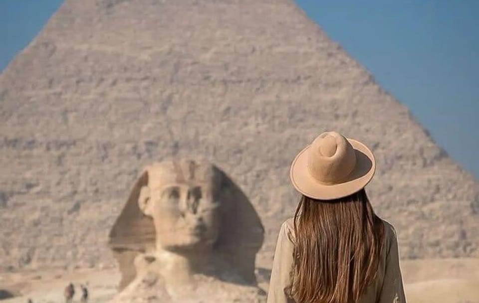 Private Guided Tour of Giza Pyramids and Saqqara