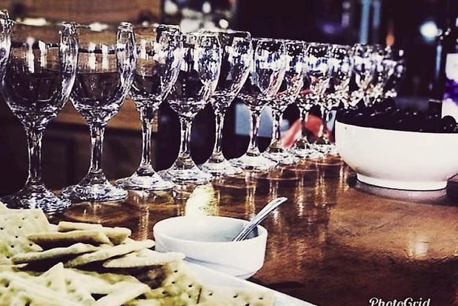 Sample winetasting on Casablanca Valley with Olive Oil and Cookies