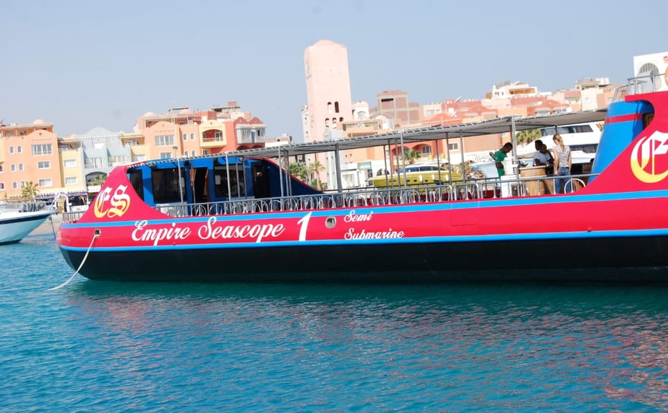 Premium Empire Semi-Submarine, Snorkeling Sea Trip – Hurghada