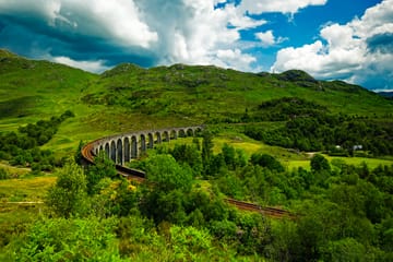 8-Day Rail Tour of Edinburgh and Glasgow, Scotland