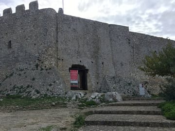 Chlemoutsi castle entrance