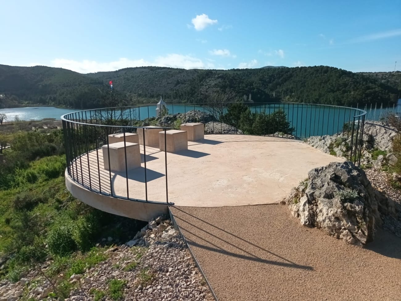 Krka Waterfalls, Lake Cruise & Skradin Old Town