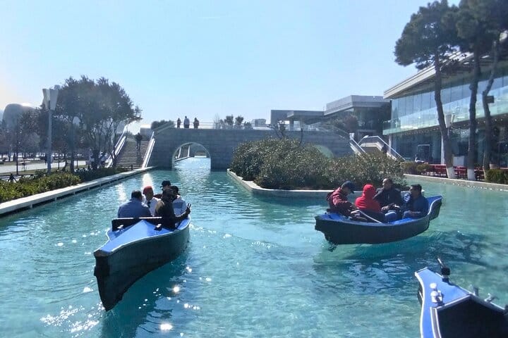 old city baku_old_city_baku_old city tour_old_city_tour_baku-shopping in old city-carpet festival baku-boat riding little venice