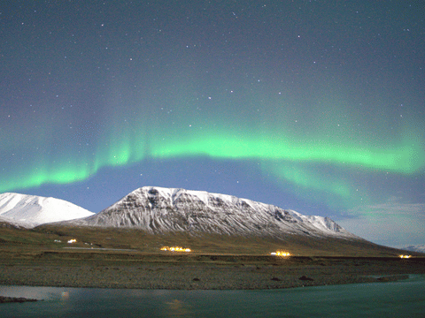 Forest Lagoon & Northern Lights, photo 4