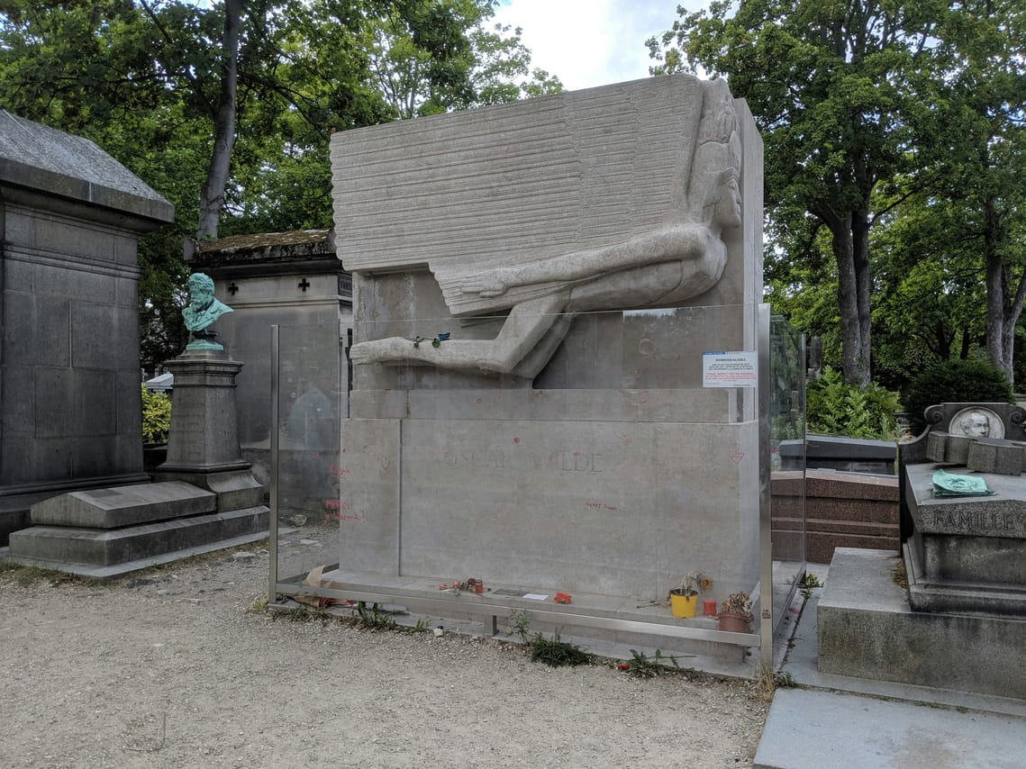 Paris: Père Lachaise Walking Tour — History, Icons & Wine Apéro 3