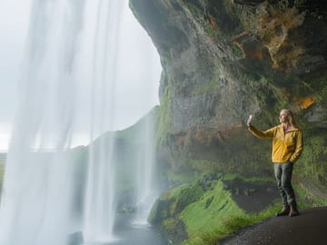 Private 2-Day Golden Circle and South Coast Tour from Reykjavik