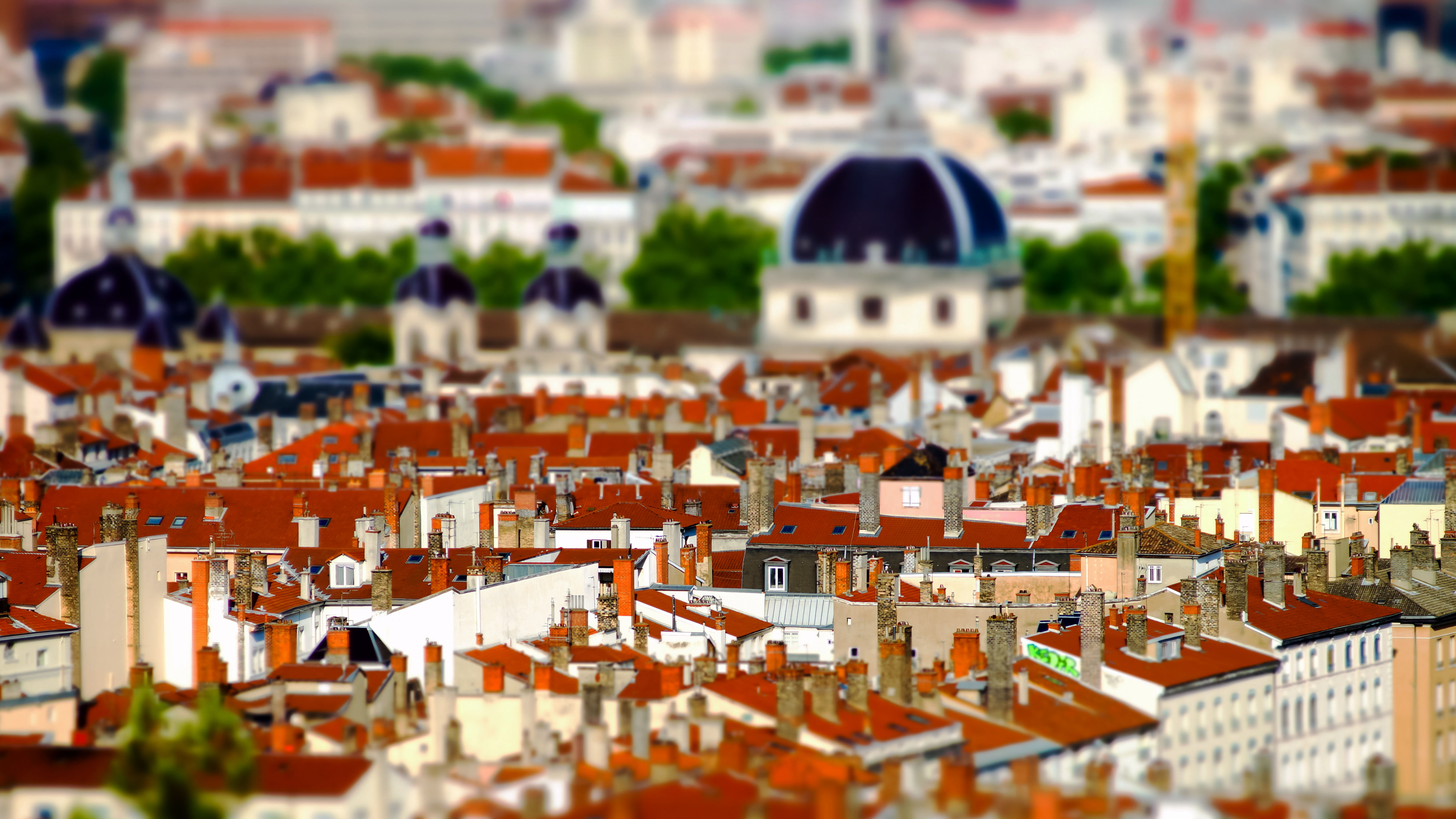 Blur view of la Presqu'île, Peninsule of Lyon