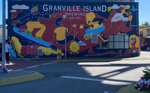 Private 6-Hour Tour of Vancouver and North Vancouver Highlights