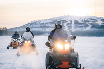 Private 2.5-Hour Snowmobile Safari in Kemijärvi, Finland